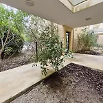 Apartmán Confortable Rez De Jardin- Terrasse - Parking